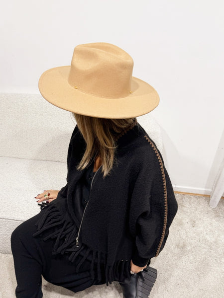 Poncho Miriam