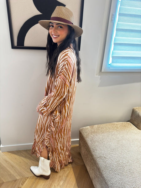 Robe Einat