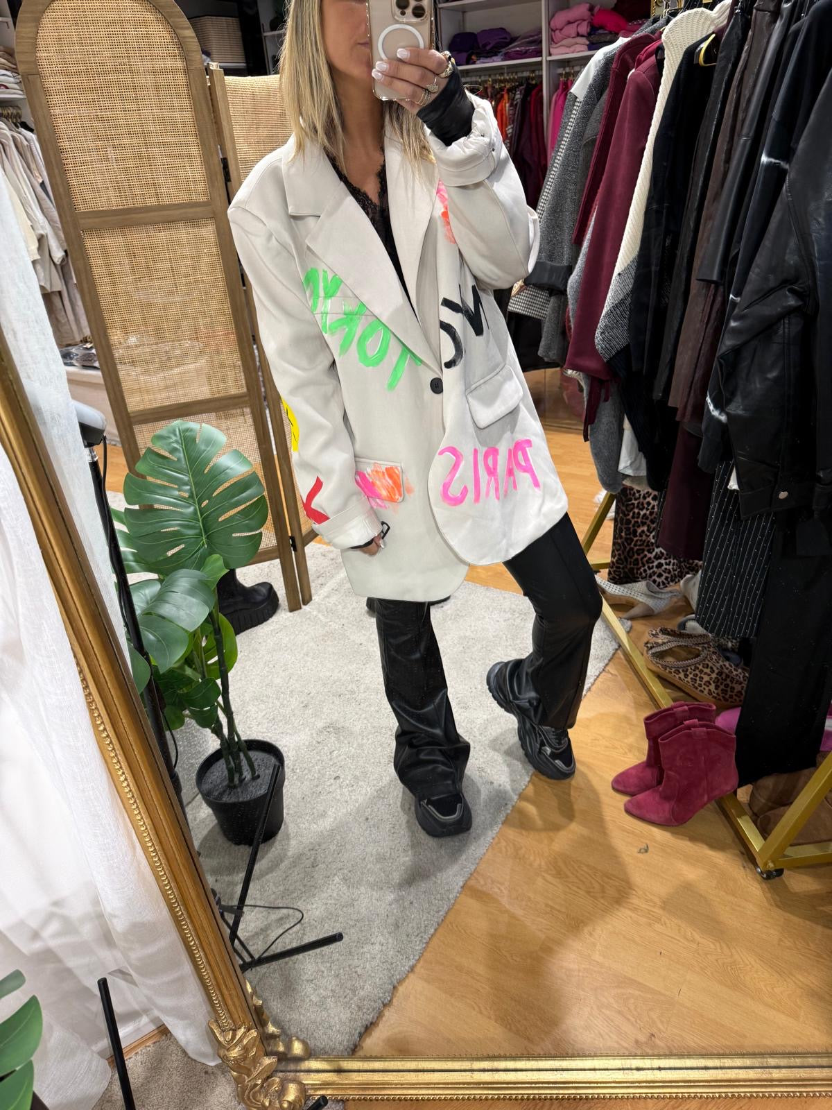 blazer grafiti