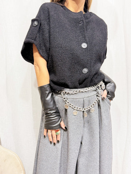 Pull manche courte à bouton Shana