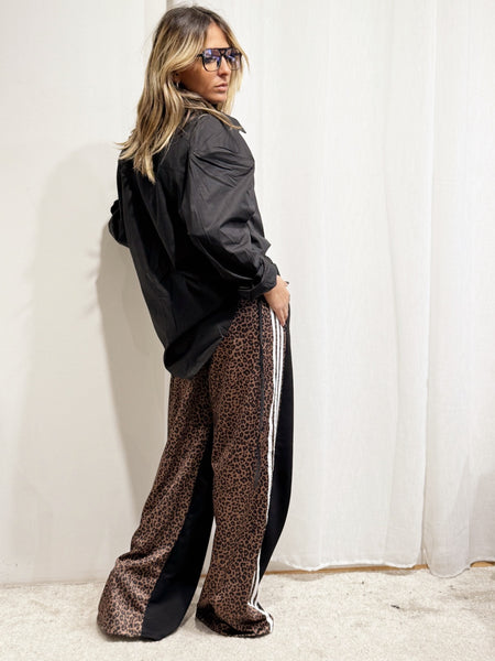 Jogging leopard Sandra