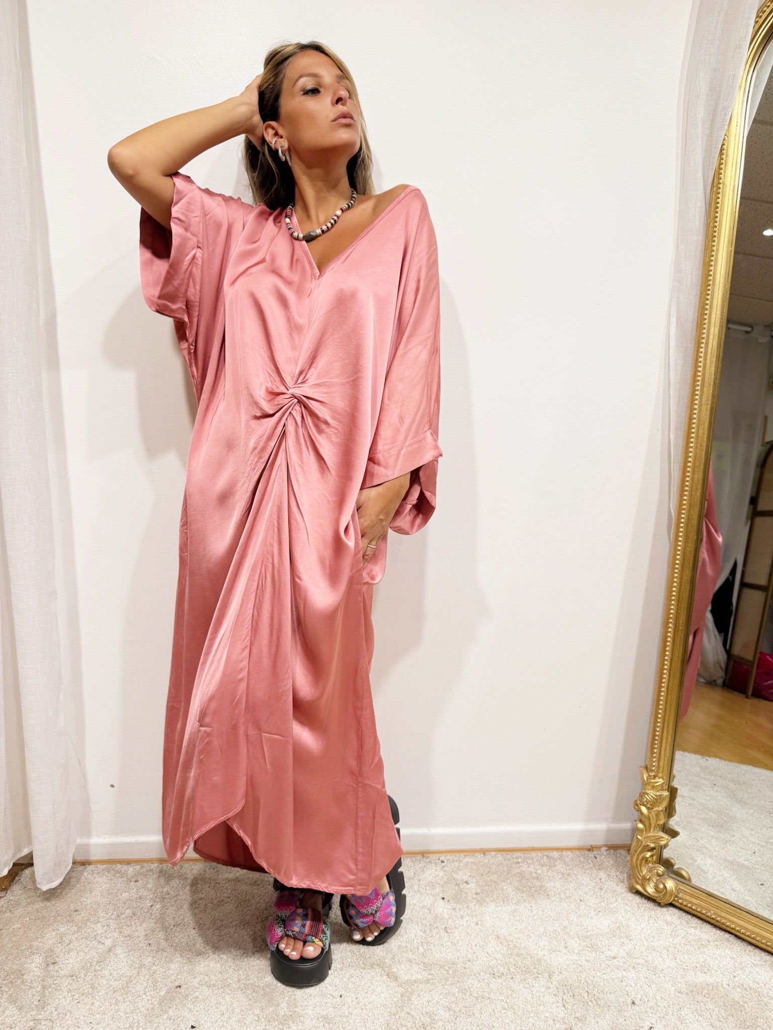 Robe Shany