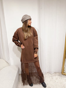 Robe pull dentelles