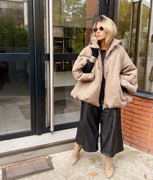 Pantacourt en cuir by Lisa